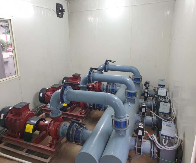 Indian Railways कमाल का यह क्विक वाटरिंग सिस्टम; ट्रेन आते ही मोबाइल